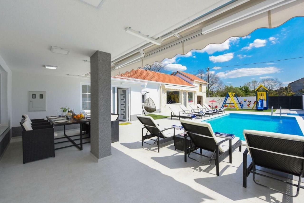 Villa Mare - With Heated Pool Zadar Ngoại thất bức ảnh