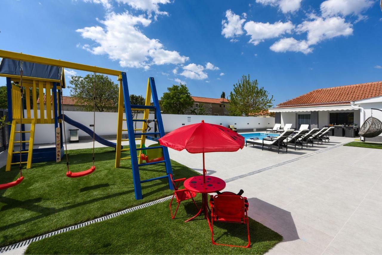 Villa Mare - With Heated Pool Zadar Ngoại thất bức ảnh